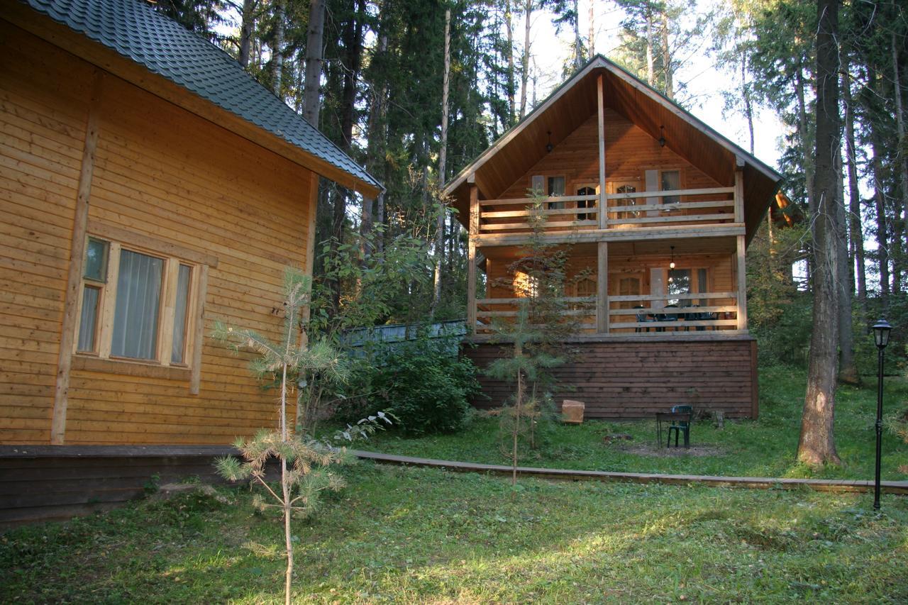 Lada Holiday Cottages Lopotovo Bagian luar foto